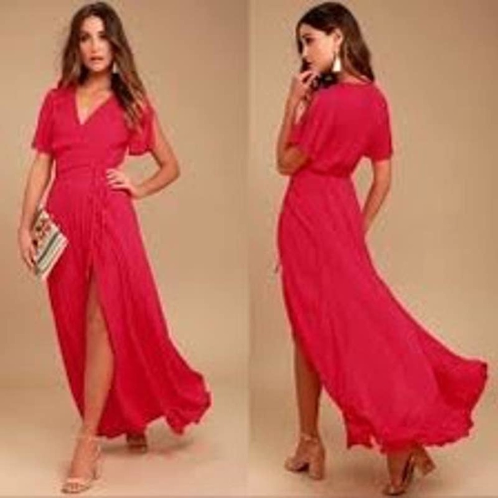 Red Classic Wrap Dress with flutter sleeves. NWT LuLus. Medium